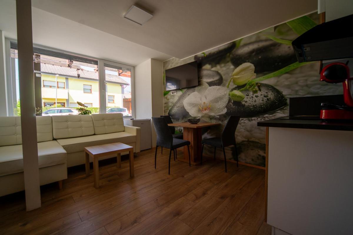 Sport Apartments Радовлиця Екстер'єр фото